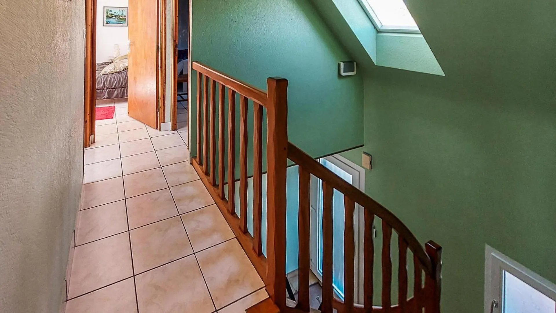 Holiday home 4 Bedroom Cozy Home In Plouarzel France